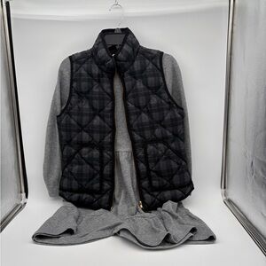 Pre Owned Bundle Womens J Crew Vest Size Small And Loft Dress Size XS